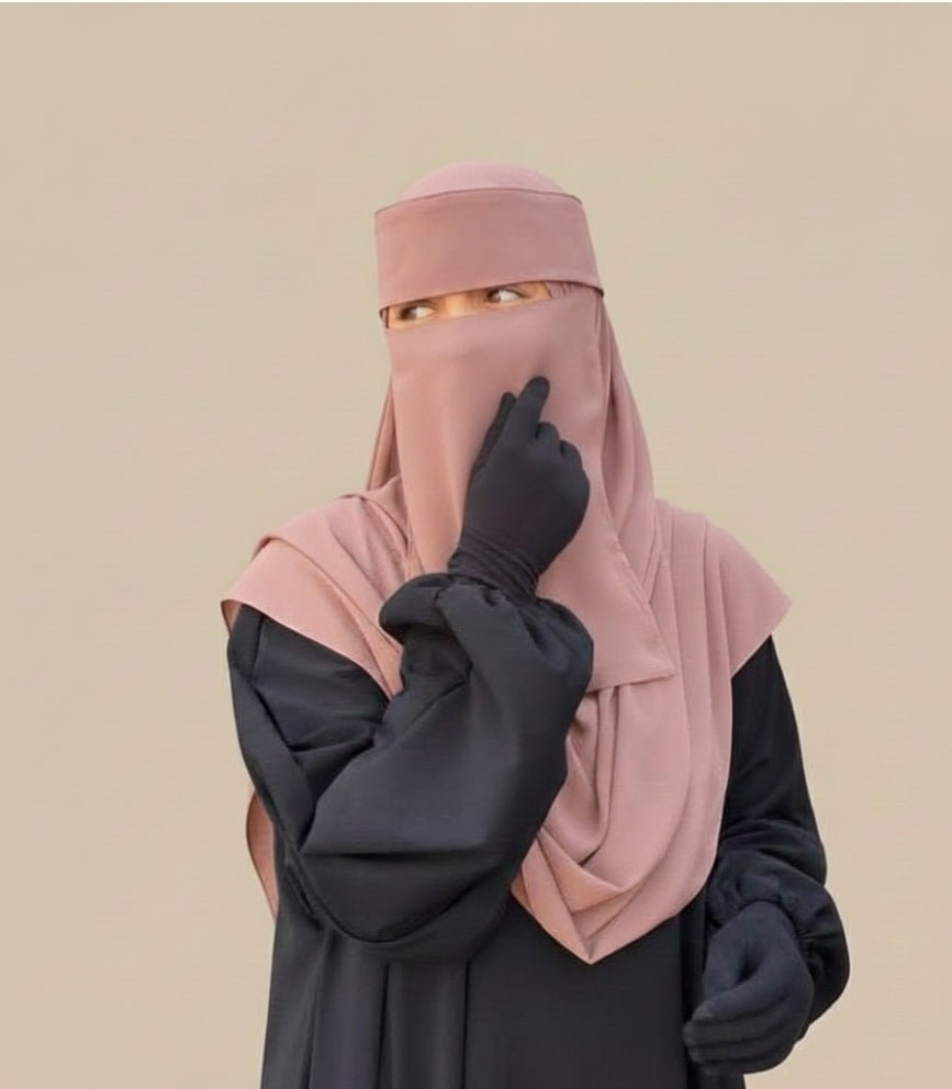 طقم نقاب سعودي