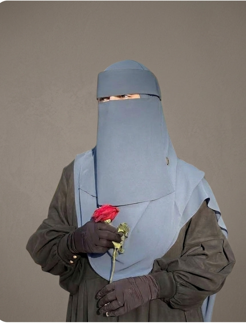 طقم نقاب سعودي